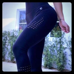 Abs2B fitness leggings